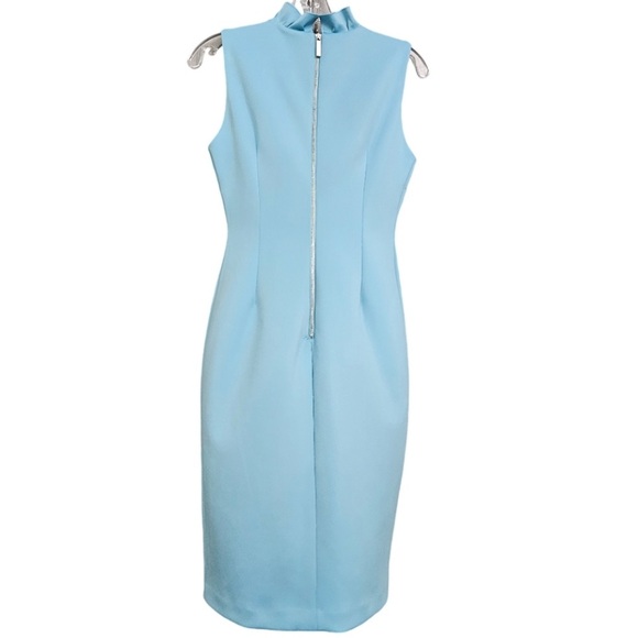 Elegant Blue Sleeveless Dress - Picture 10 of 10